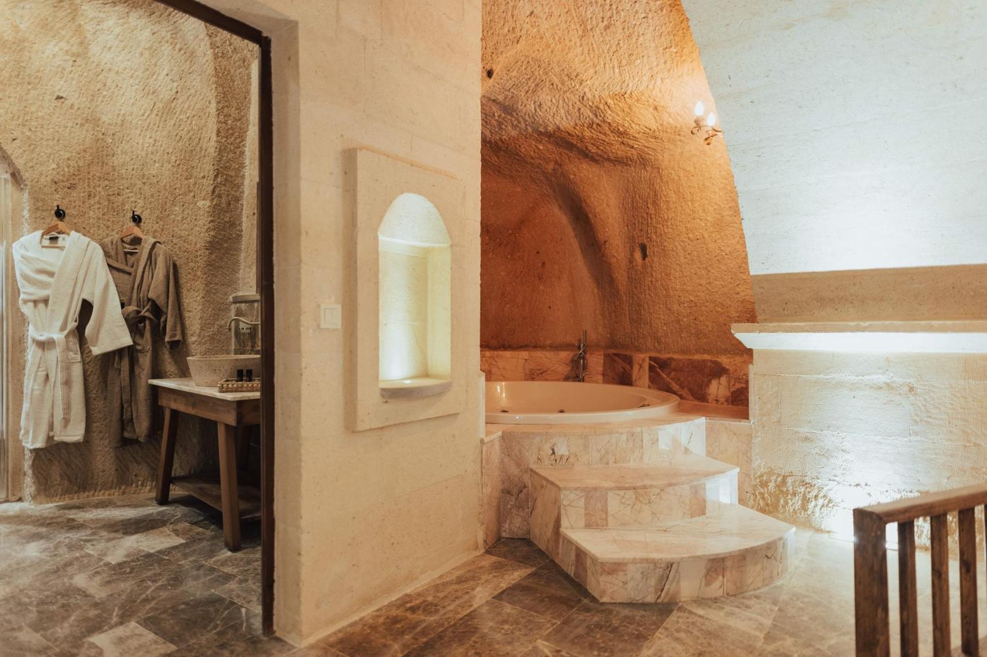 Harem Suites Cappadocia ウチヒサール エクステリア 写真